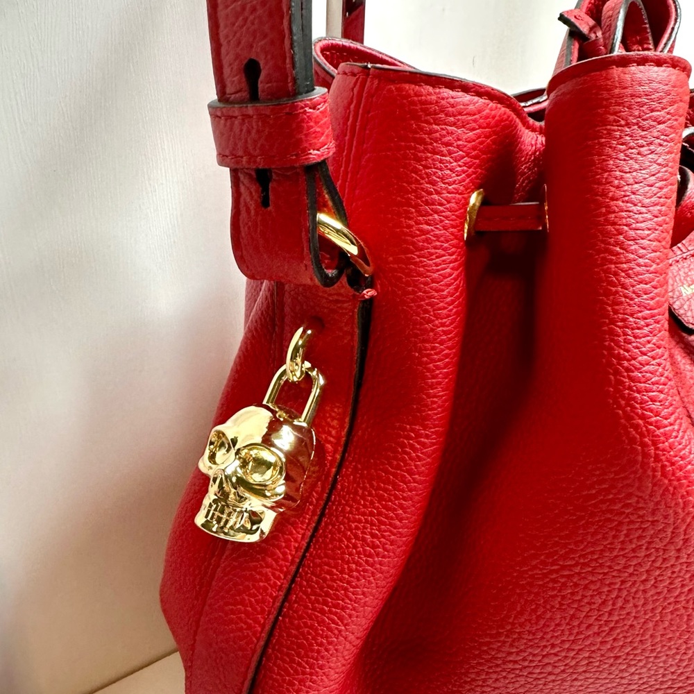 NEW! Alexander McQueen Secchiello Red Leather Skull Padlock Bucket Bag - Picture 9 of 17